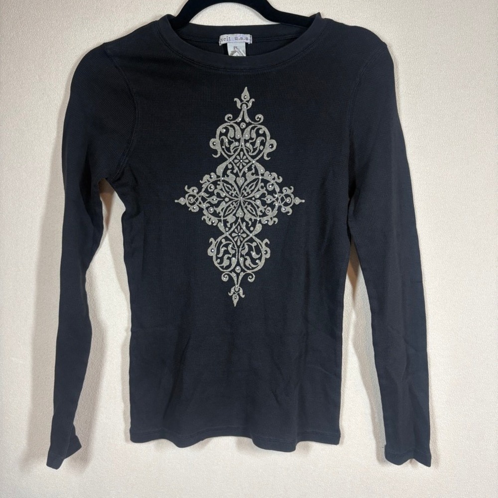 Xcit USA Y2K Inspired Waffle Knit Thermal Top PL Black Graphic Grunge Whimsigoth